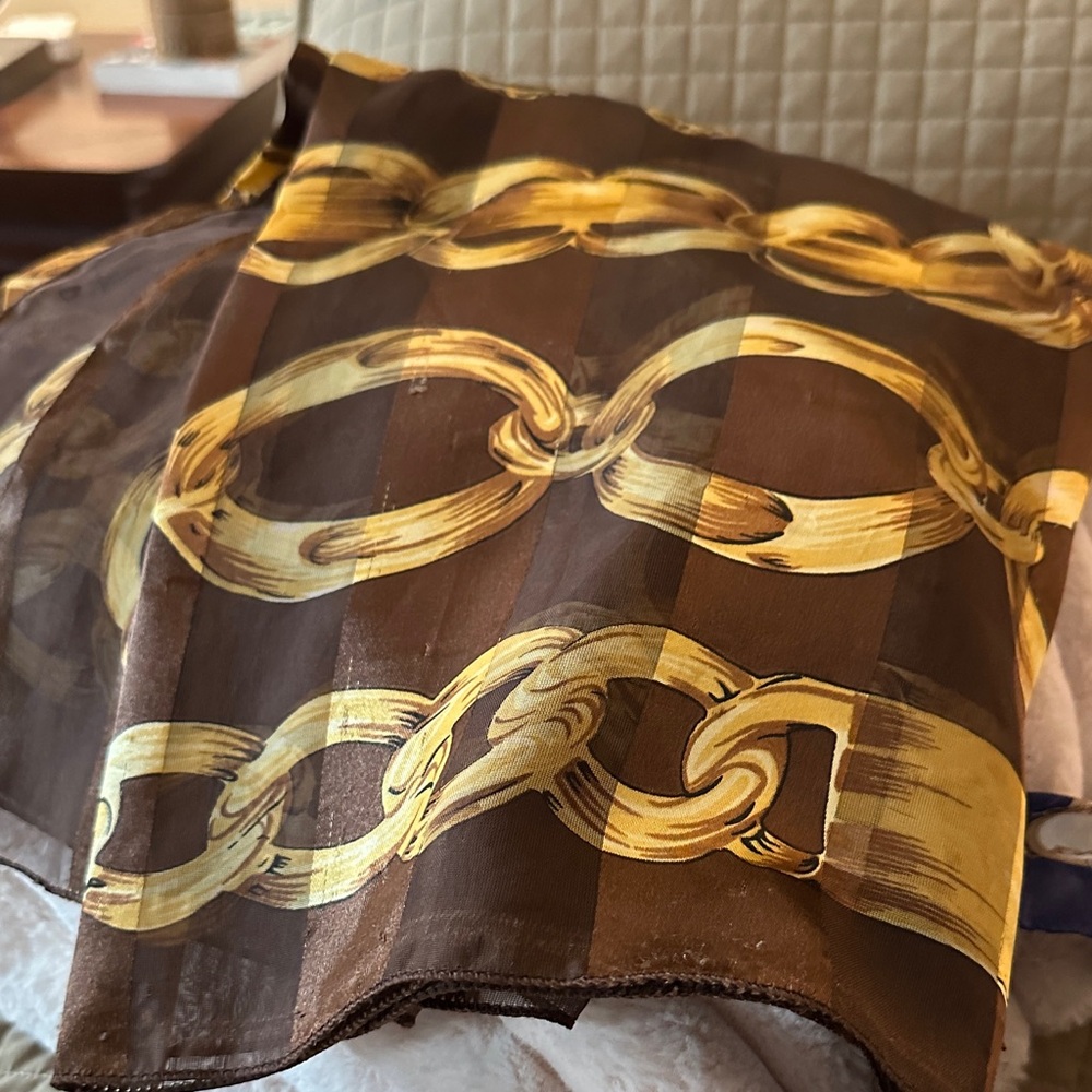 Brown and Gold Chain Pattern Scarf